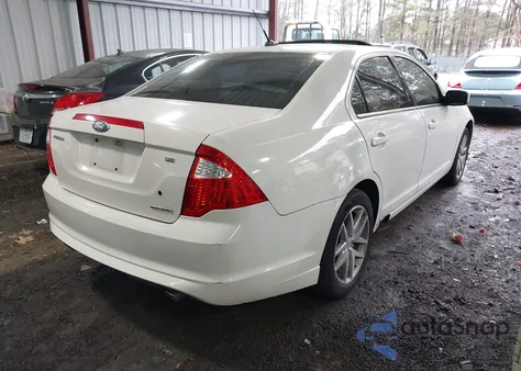 2011 Ford Fusion Se z USA, uszkodzony, nr VIN 3FAHP0HG3BR213033